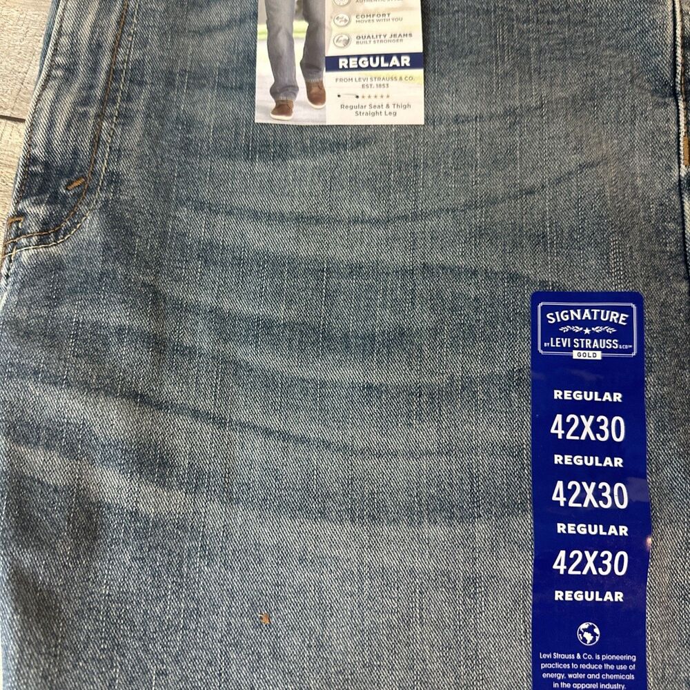 Signature Levi Strauss Gold Flex Performance Jeans Men’s 42X30 Reg Straight Leg - Picture 3 of 16